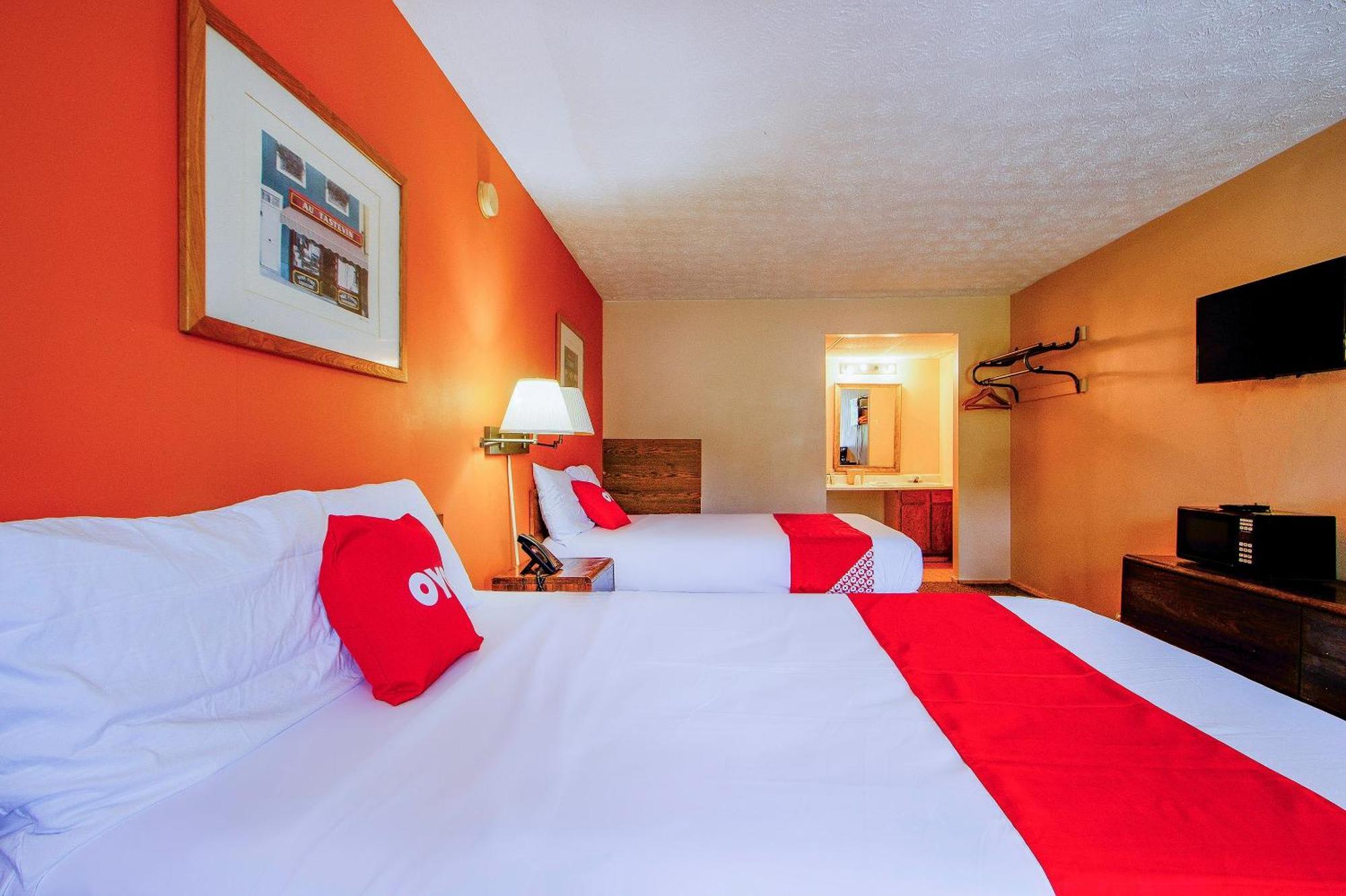 Oyo Hotel Chapmanville Inn, Wv - Hwy 119 エクステリア 写真